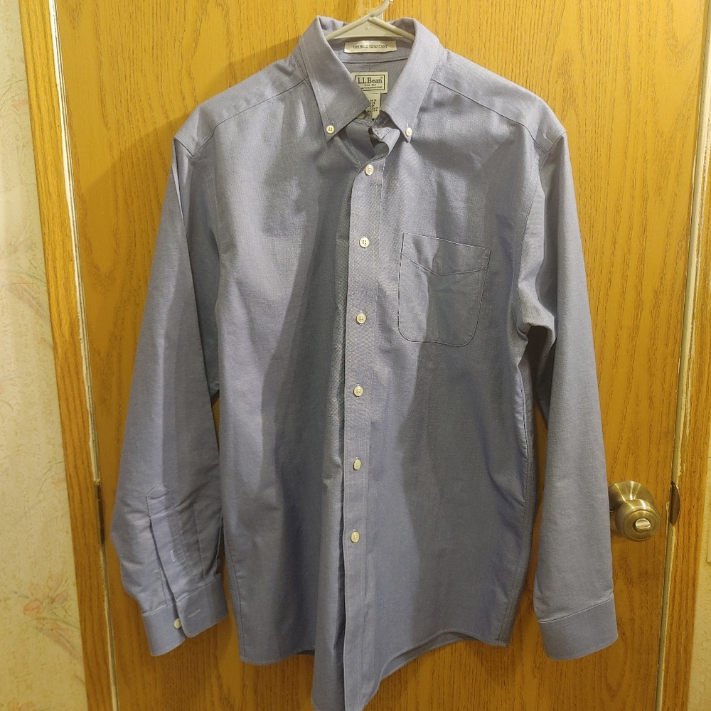 L.L. Bean Wrinkle Resistant Button Up